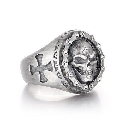 Vintage Men's Oversized Skull Crusader Ring