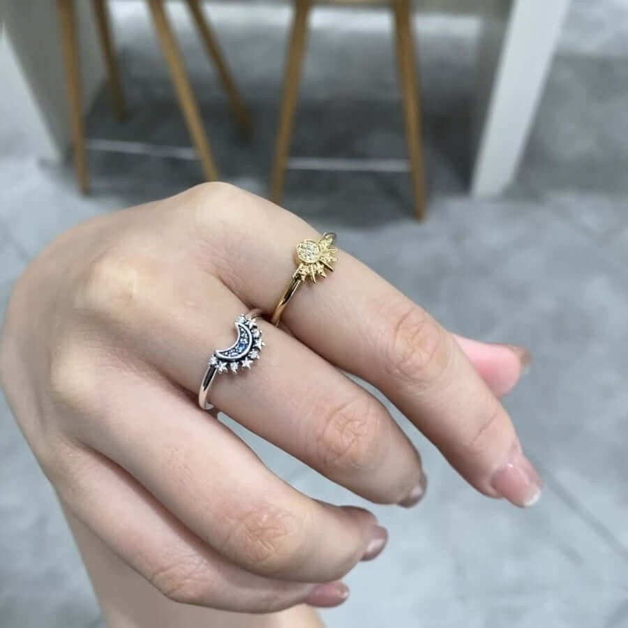 2 Pcs Celestial Sparkling Sun & Moon Ring Set