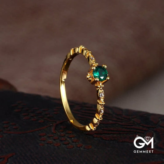 "Elegant Lover" - Emerald Exquisite Ring