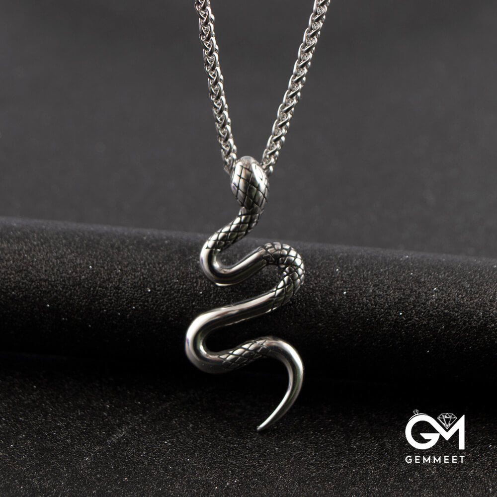 Titanium Steel Tabby Serpentine Pendant Necklace