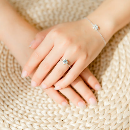 Fashion Aquamarine Snowflake Ring