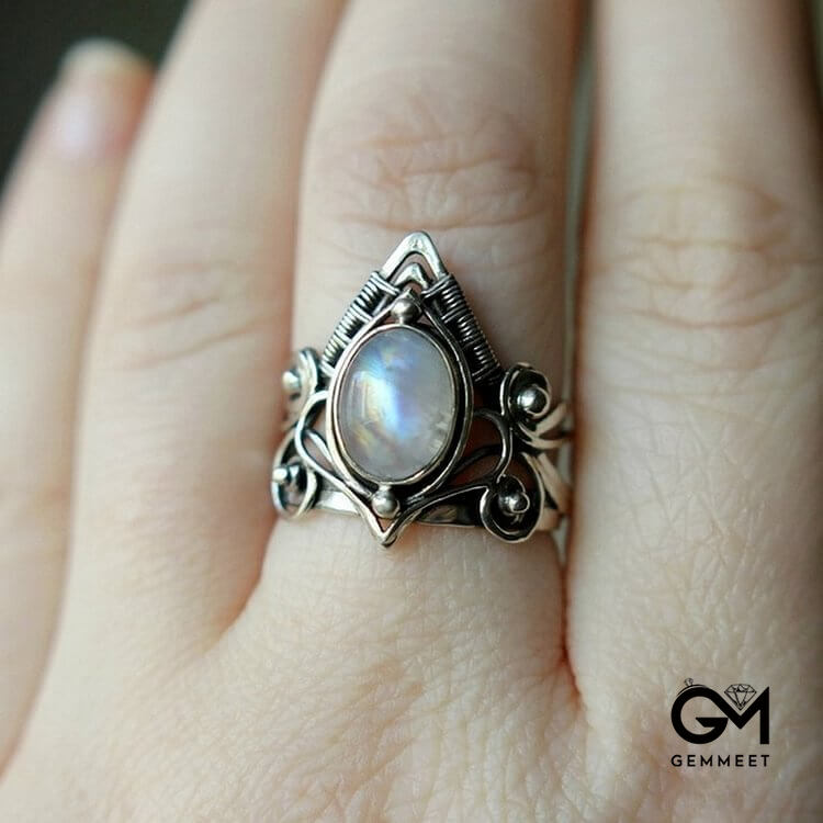 Simple Vintage Moonstone Ring