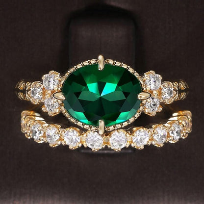 2 Pcs Oval Cut Emerald Engagement Ring Set