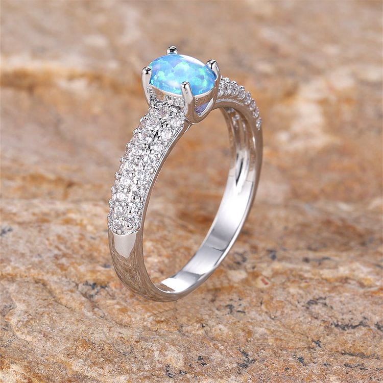 "Shiny Elegance" Round Opal Zircon Edge Band Ring