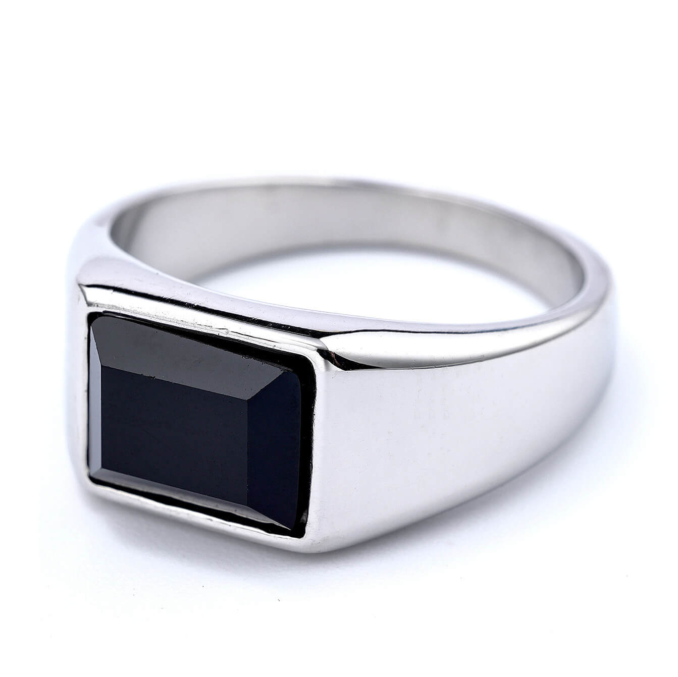 Black Gem Titanium Steel Domineering Men's Ring