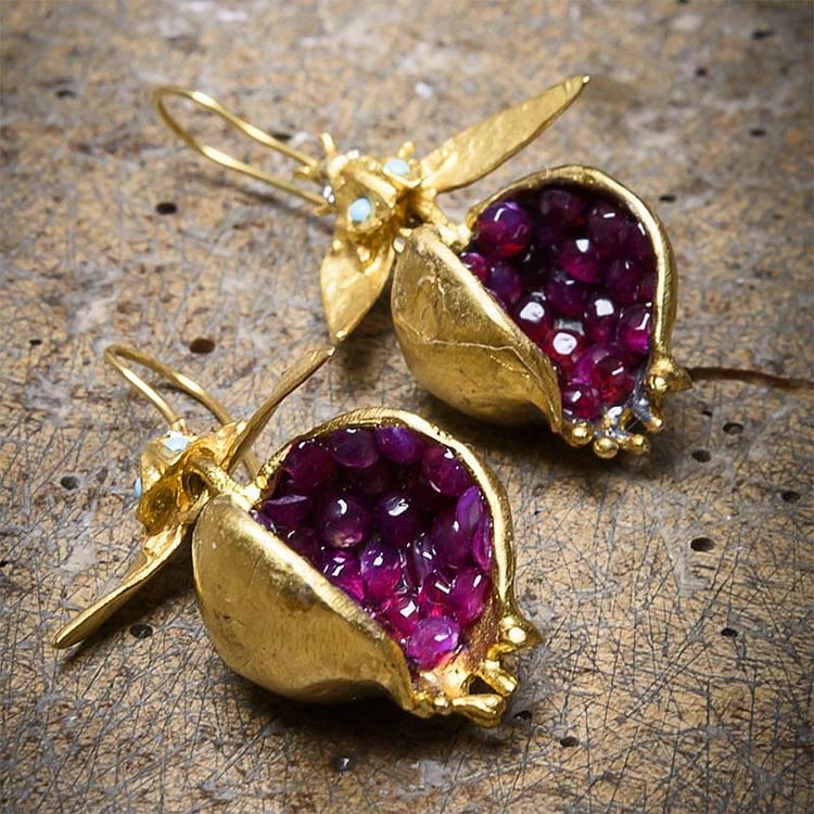 Lucky Pomegranate Seed Fashion Earrings