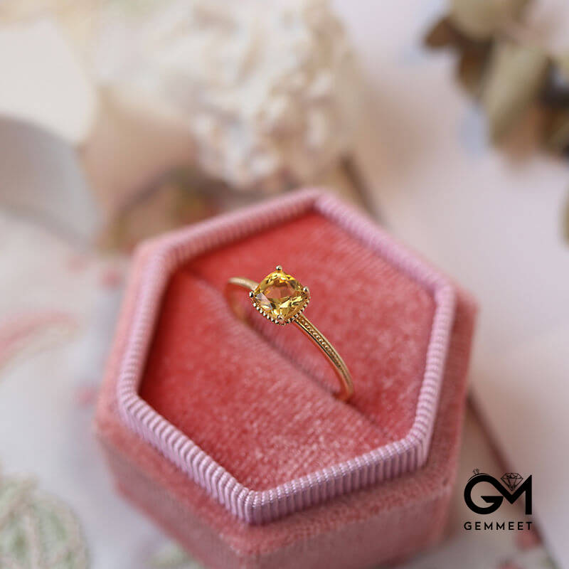 Vintage Gold Plated Citrine Court Ring