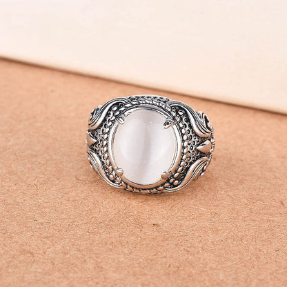 Retro Cat-Eye Shape Color Moonstone Ring