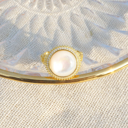 Gold White Shell Stone Sun Shape Ring