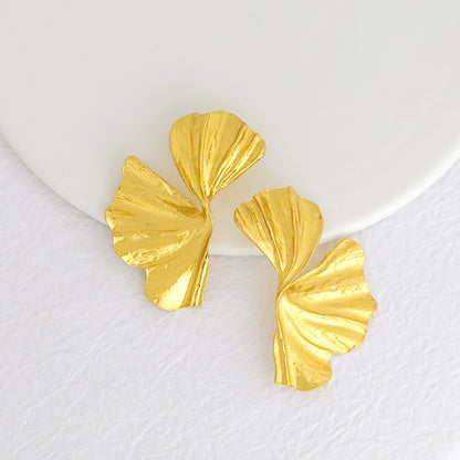 Fashion Temperament Simple Design Sense Ginkgo Leaf Earrings