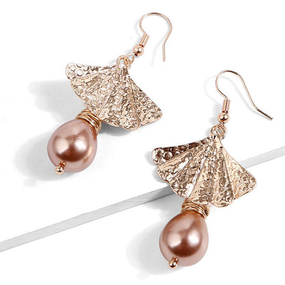 Scalloped Shell Pearl Fashion Earrings