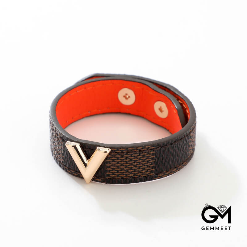 Fashion V-shaped Leather Stripe Bracelet