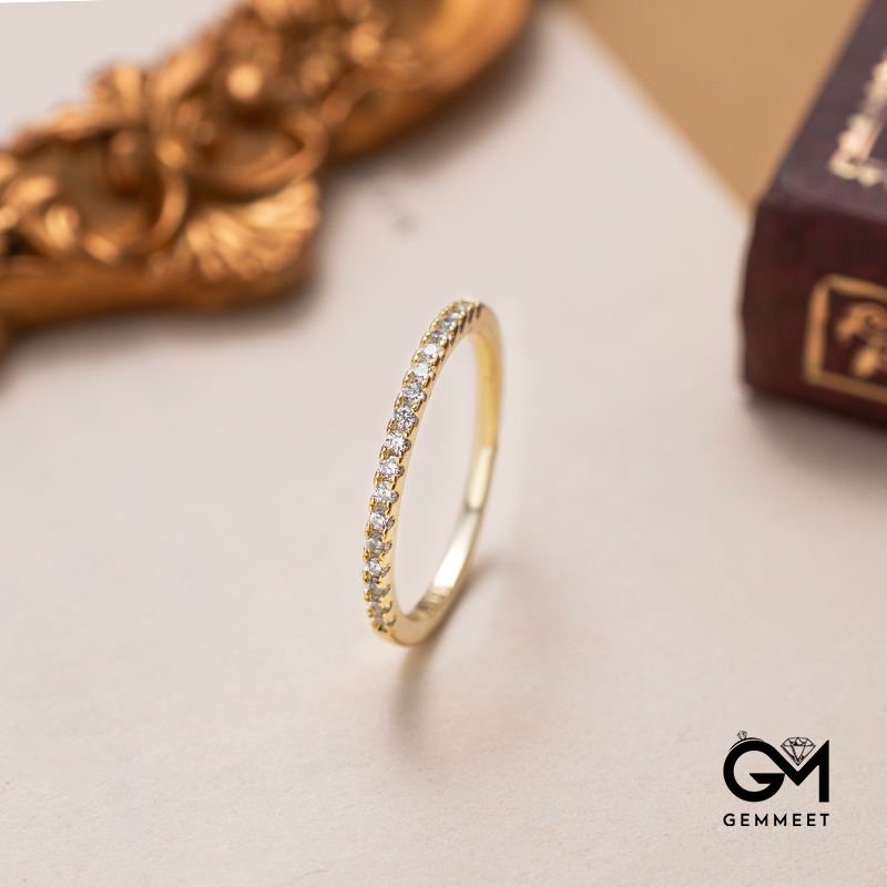 Gold-plated Zircon V-shaped Wedding Ring