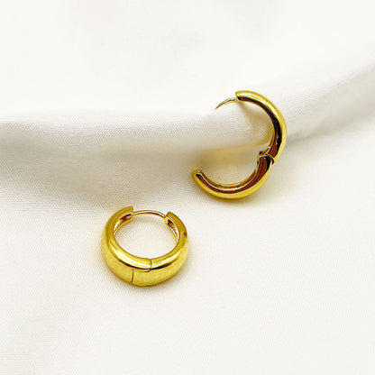 Golden Flower Pattern Classic Chunky Hoop Earrings