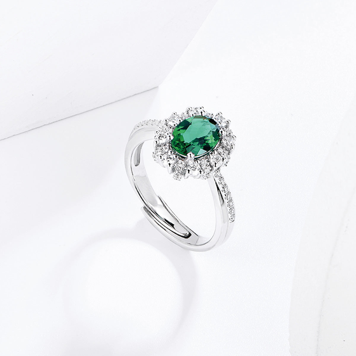 Sterling Silver Oval Emerald Signet Ring with Worldwide Setting Stones