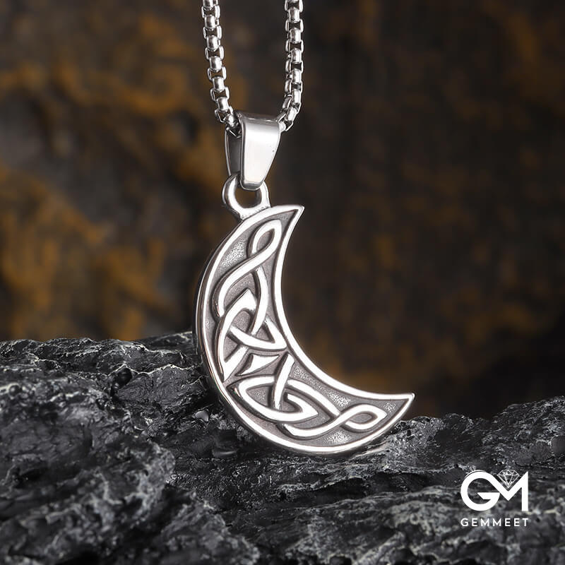 Vintage Viking Simple Moon Pendant Necklace