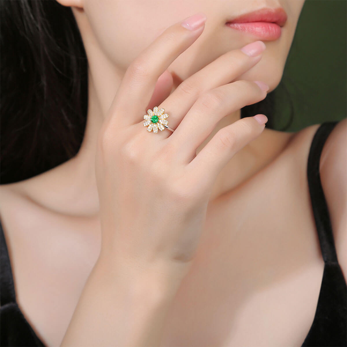 White Gold S925 Silver Emerald Flower Shape Ring