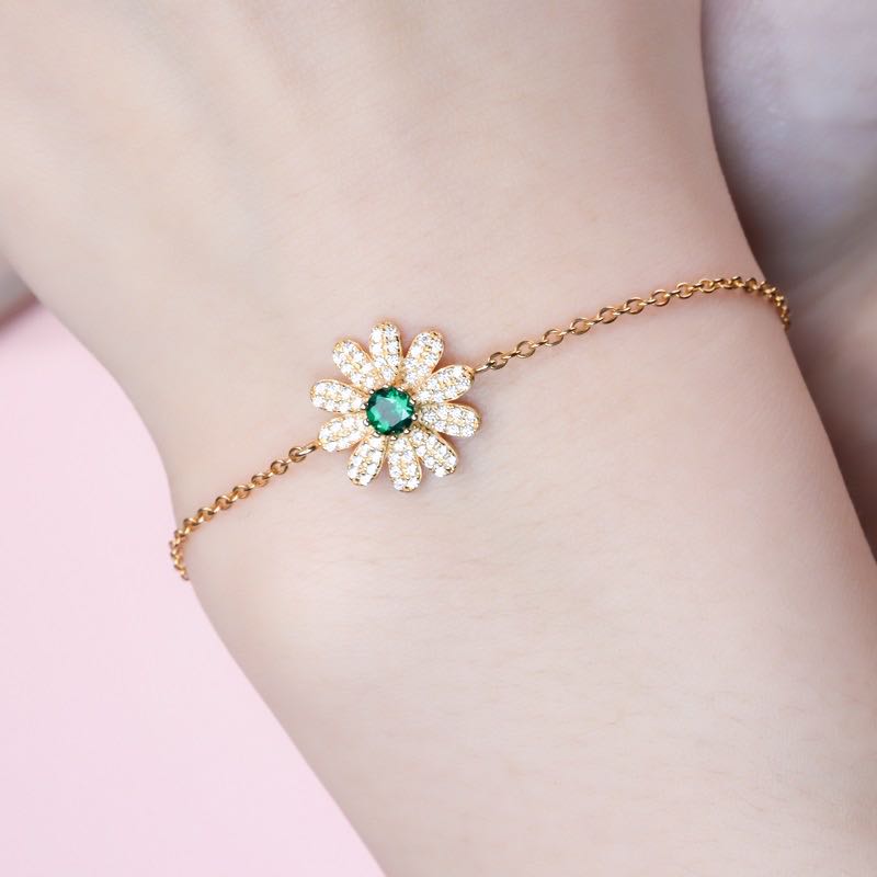 Gold Full Stones Emerald Gem Flower Shape Bracelet