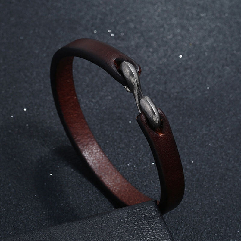 Retro Simple Leather Fashion Versatile Punk Rock Leather Bracelet