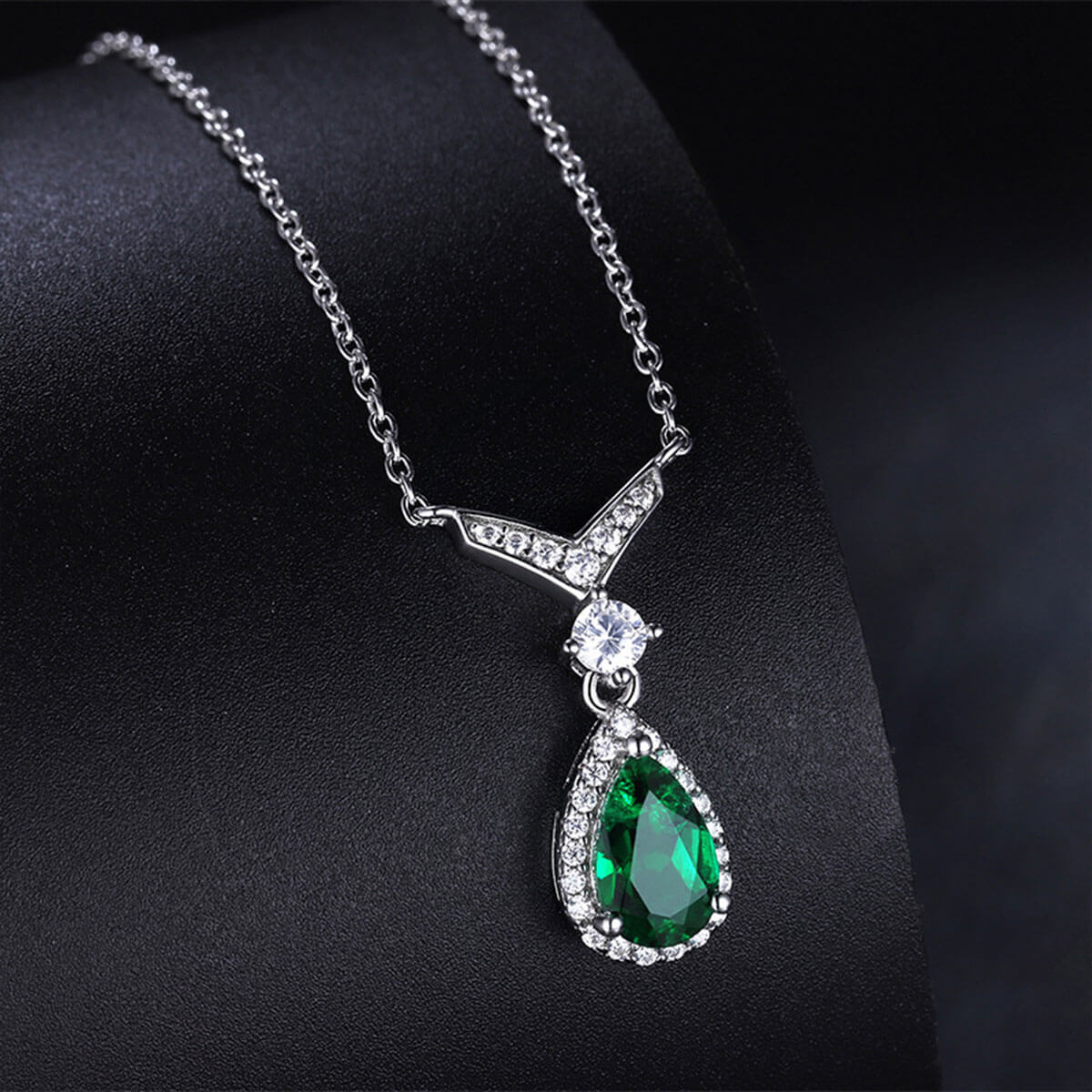 White Gold Drip Shape Emerald Full Stones Chain