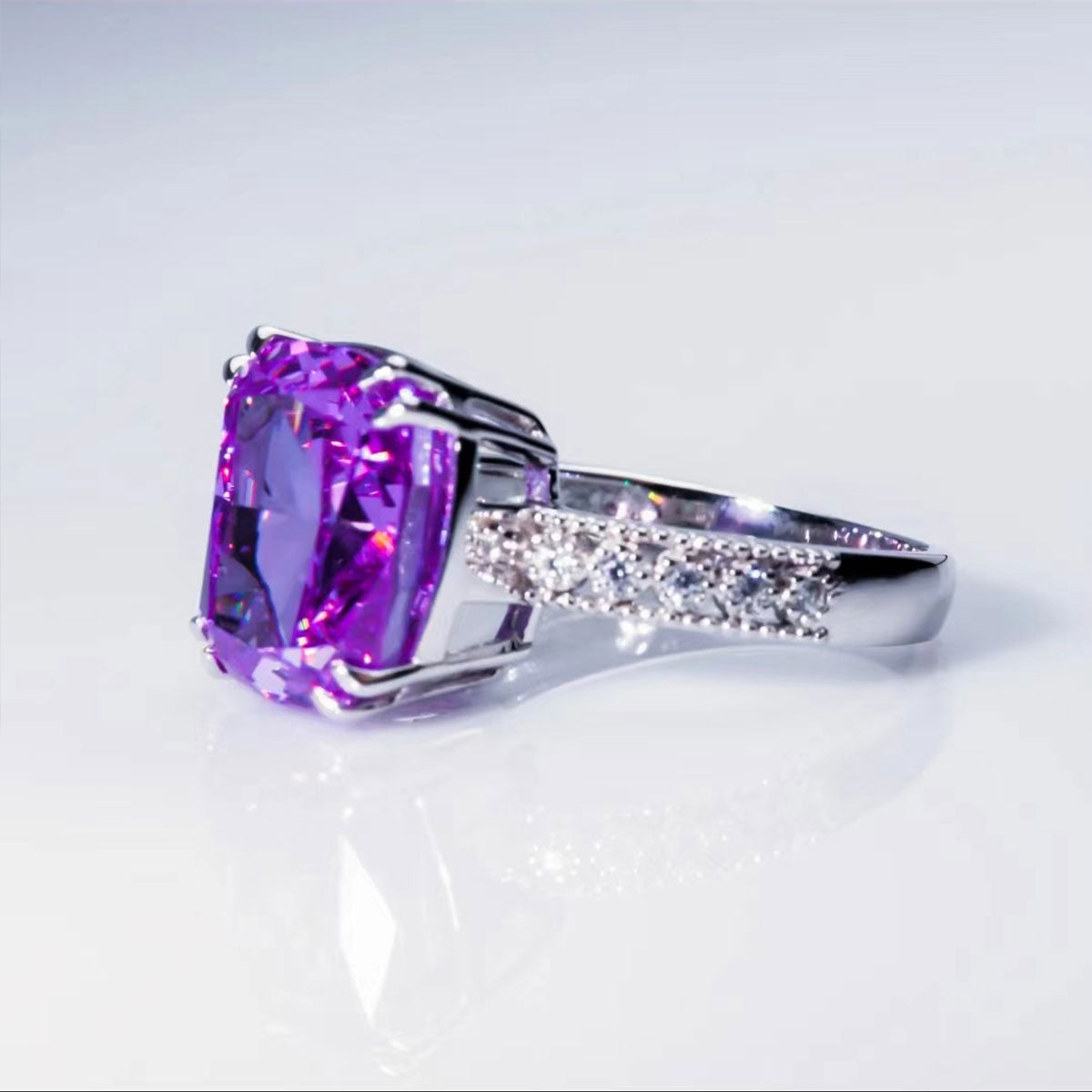 White Gold Bezel Setting Purple Gem Retro Ring