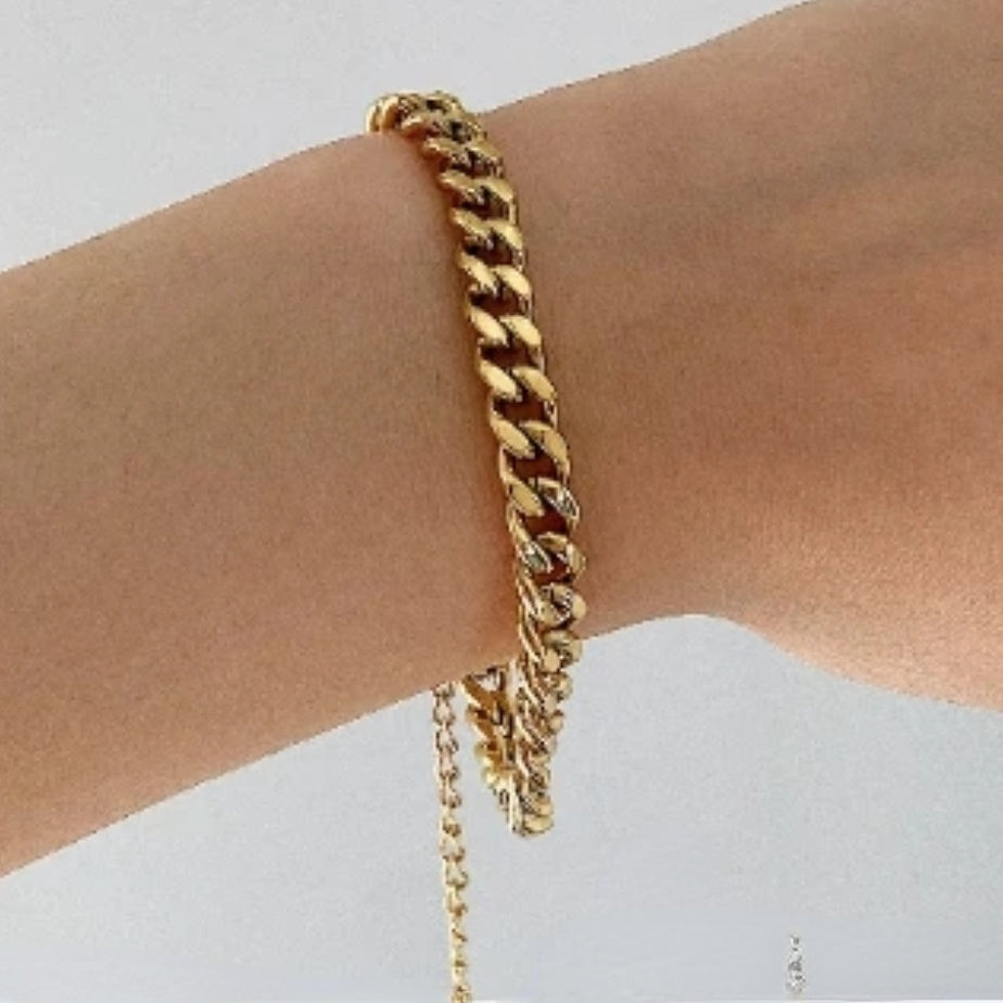 Basic Cuban Chain Bracelet