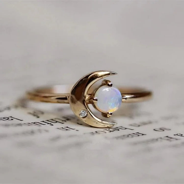 "Moon of My Life" Creative Moonstone Ring