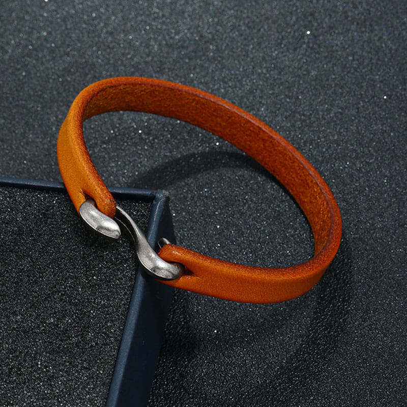 Retro Simple Leather Fashion Versatile Punk Rock Leather Bracelet