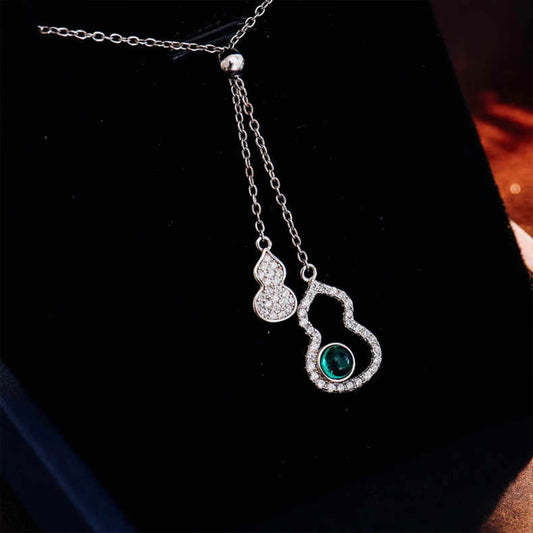 White Gold Double Gourds Beating Emerald Chain