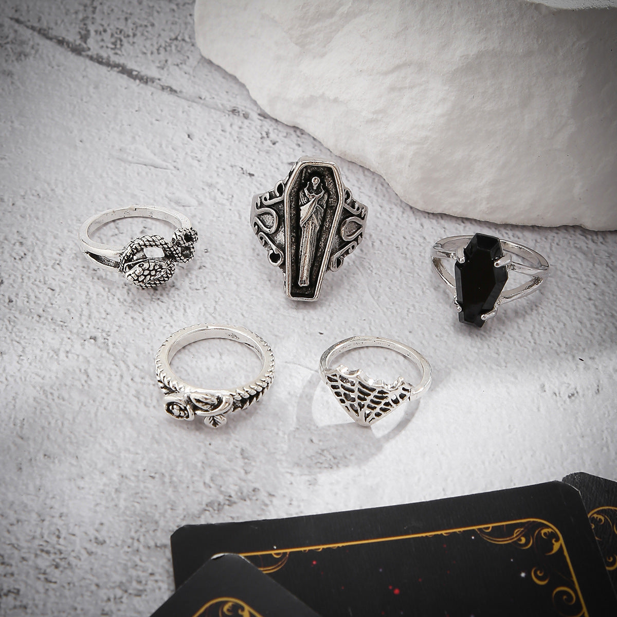 Halloween 5 Pcs Vampires Topic Rings Set