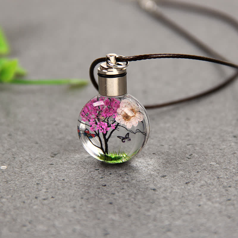 Dried Flowers Gypsophila Glowing Resin Necklace