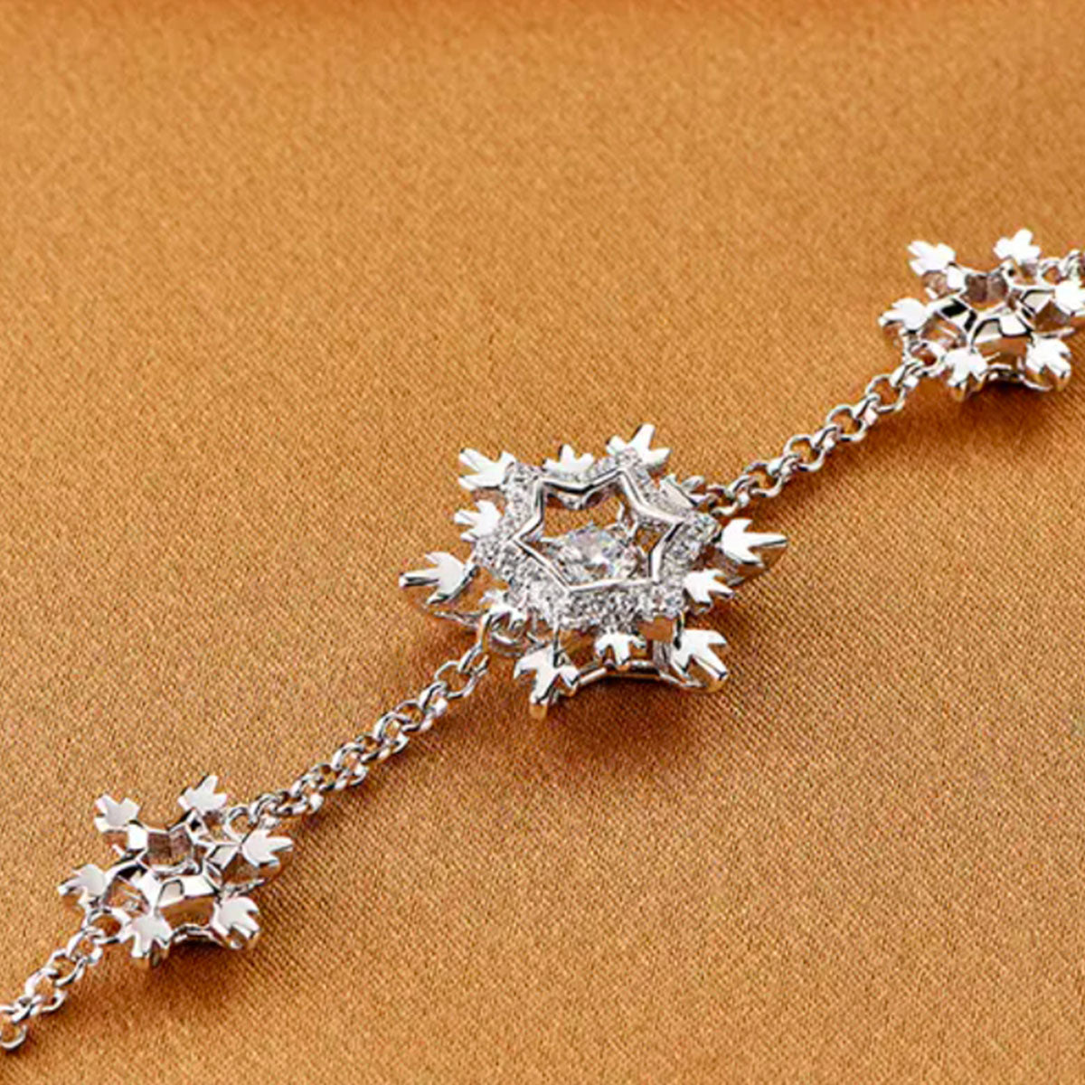 White Gold Snowflake Shape Adjustable Beating Charm Bracelet