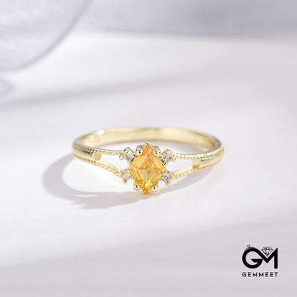 Diamond-shaped Topaz Zircon Ring